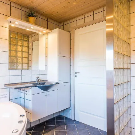 6 Person In Henne * Henne Strand