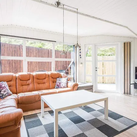 Vakantiehuis 6 Person In Henne Henne Strand