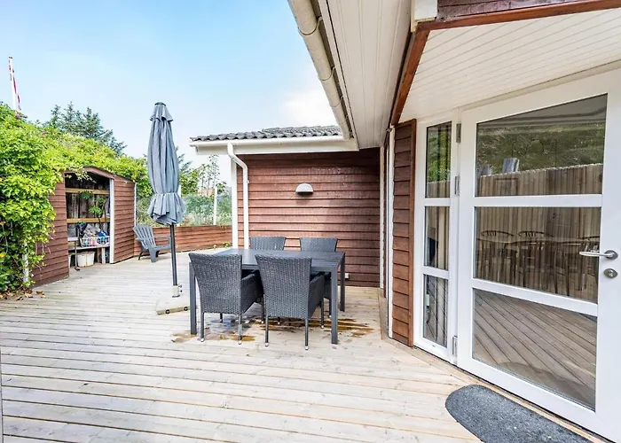 6 Person In Henne ヘンネ・ストランド